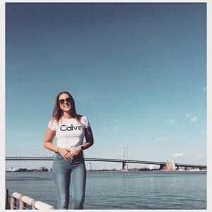 Meet your Posher, Kaitlyn